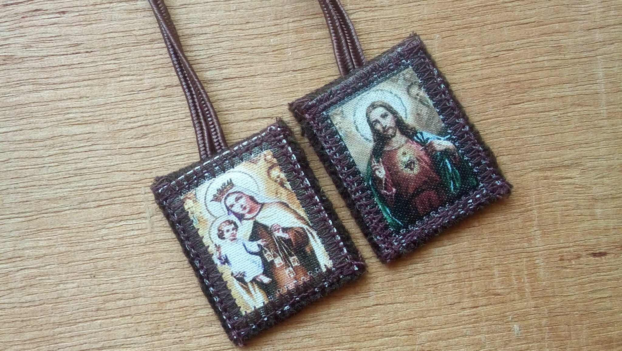 SIGNIFICADO E DEVOÇÃO AO ESCAPULÁRIO - Paróquia Santa Luzia e Santo ...